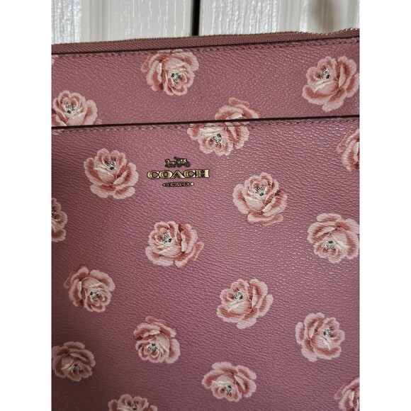 Coach Kitt Messenger Crossbody Bag Pink Rose Floral Print Travel Casual bag - Picture 4 of 12